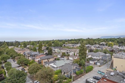 Photo 23 at 702 - 8415 Granville Street, S.W. Marine, Vancouver West