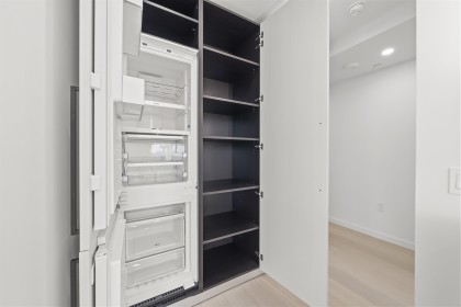 Photo 13 at 702 - 8415 Granville Street, S.W. Marine, Vancouver West