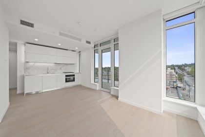 Photo 7 at 702 - 8415 Granville Street, S.W. Marine, Vancouver West