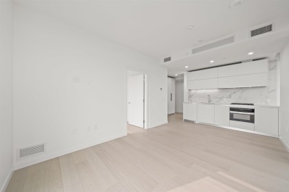 Photo 9 at 702 - 8415 Granville Street, S.W. Marine, Vancouver West