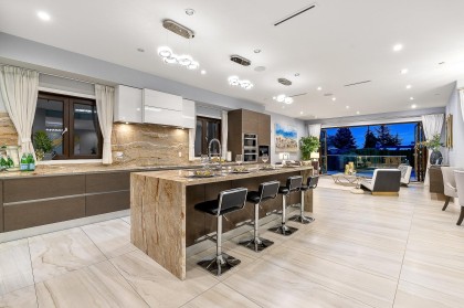 Photo 6 at 2052 Inglewood Avenue, Ambleside, West Vancouver