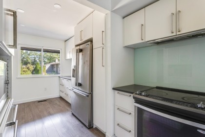 Photo 8 at 65 - 1930 Cedar Village Crescent, Westlynn, North Vancouver