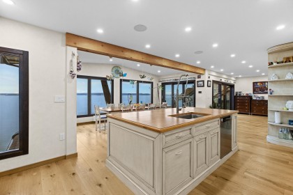 Photo 12 at 3298 Radcliffe Avenue, West Bay, West Vancouver