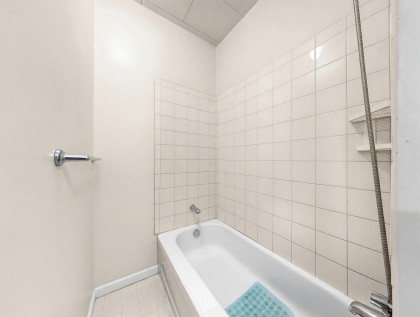 Photo 13 at 122 W 17th Avenue, Cambie, Vancouver West