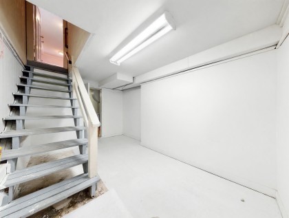 Photo 17 at 122 W 17th Avenue, Cambie, Vancouver West