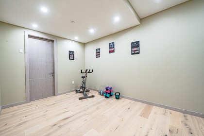 Photo 36 at 592 Craigmohr Drive, Glenmore, West Vancouver