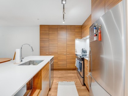 Photo 3 at 313 - 1677 Lloyd Avenue, Pemberton NV, North Vancouver