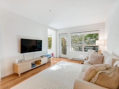 Photo 9 at 313 - 1677 Lloyd Avenue, Pemberton NV, North Vancouver