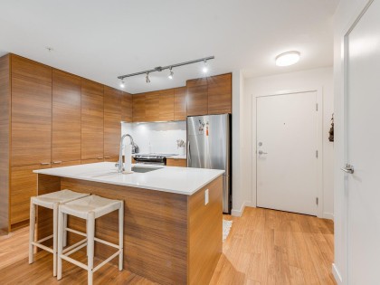 Photo 4 at 313 - 1677 Lloyd Avenue, Pemberton NV, North Vancouver