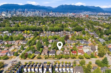 Photo 2 at 55 W King Edward Avenue, Cambie, Vancouver West