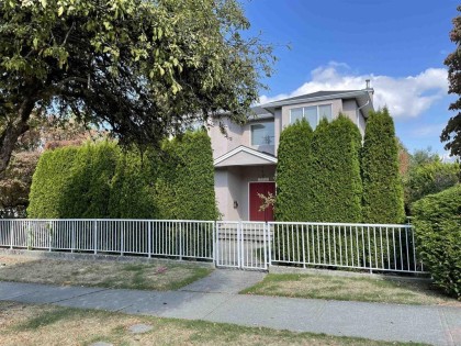 Photo 1 at 699 W 29th Avenue, Cambie, Vancouver West
