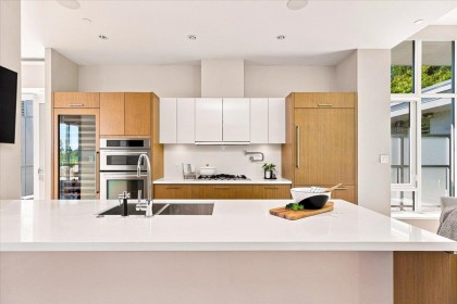 Photo 11 at 702 - 908 Keith Road, Park Royal, West Vancouver