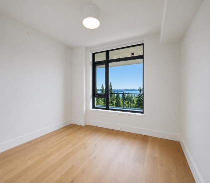 Photo 14 at 402 - 3101 Burfield Place, Cypress Park Estates, West Vancouver