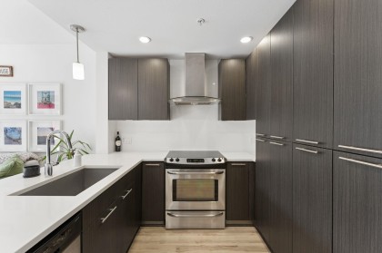 Photo 7 at 312 - 733 W 3rd Street, Harbourside, North Vancouver
