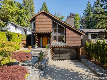 Photo 2 at 5522 Deerhorn Lane, Grouse Woods, North Vancouver