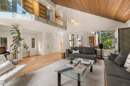 Photo 7 at 5522 Deerhorn Lane, Grouse Woods, North Vancouver