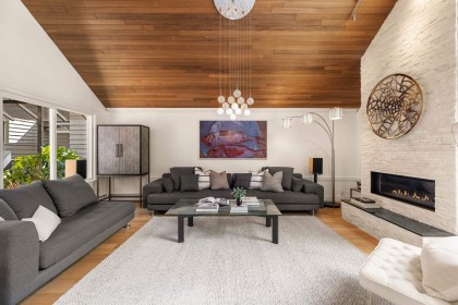 Photo 8 at 5522 Deerhorn Lane, Grouse Woods, North Vancouver