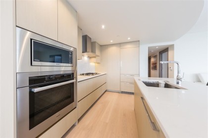 Photo 6 at 2417 - 89 Nelson Street, Yaletown, Vancouver West
