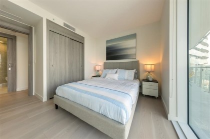 Photo 13 at 2417 - 89 Nelson Street, Yaletown, Vancouver West