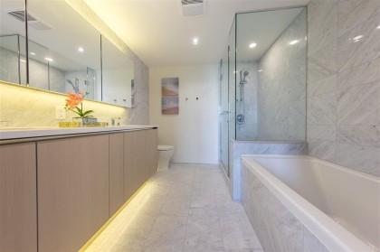 Photo 11 at 2417 - 89 Nelson Street, Yaletown, Vancouver West