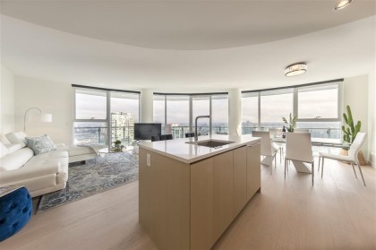 Photo 4 at 2417 - 89 Nelson Street, Yaletown, Vancouver West