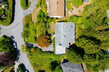 Photo 34 at 1241 Nepal Crescent, Ambleside, West Vancouver