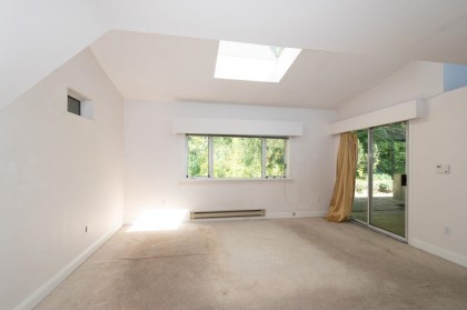 Photo 18 at 1241 Nepal Crescent, Ambleside, West Vancouver