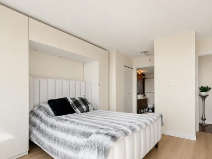Photo 26 at 801 - 980 Cooperage Way, Yaletown, Vancouver West