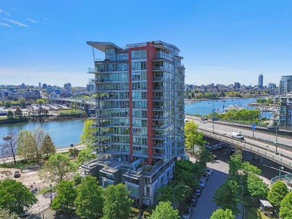 Photo 1 at 801 - 980 Cooperage Way, Yaletown, Vancouver West