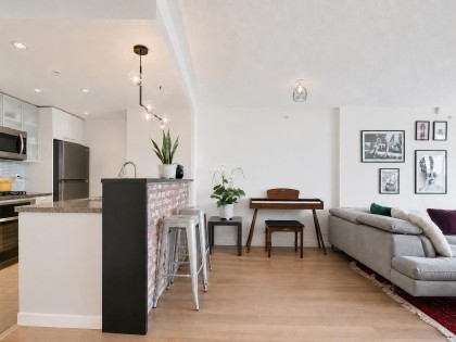Photo 8 at 801 - 980 Cooperage Way, Yaletown, Vancouver West