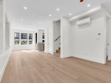 Photo 7 at 2566 W 2nd Avenue, Kitsilano, Vancouver West