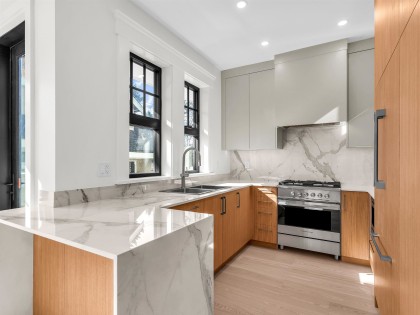 Photo 14 at 2566 W 2nd Avenue, Kitsilano, Vancouver West