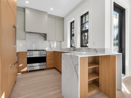 Photo 11 at 2568 W 2nd Avenue, Kitsilano, Vancouver West