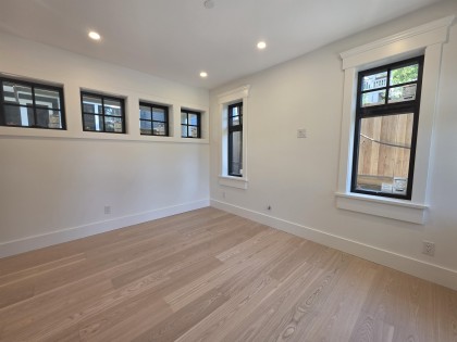 Photo 11 at 2570 W 2nd Avenue, Kitsilano, Vancouver West