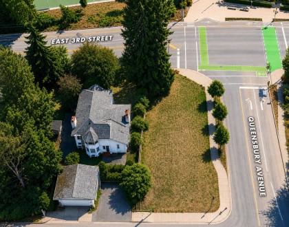 Photo 1 at 802/808 3rd Street, Queensbury, North Vancouver