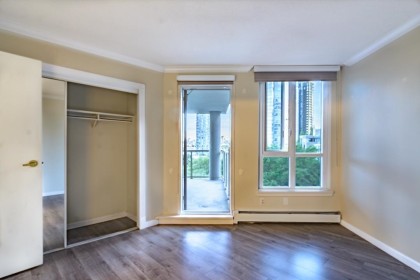 Photo 9 at 802 - 388 Drake Street, Yaletown, Vancouver West
