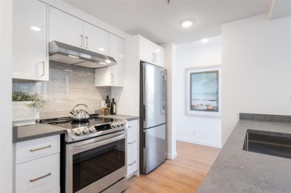 Photo 13 at 605 - 1228 Marinaside Crescent, Yaletown, Vancouver West