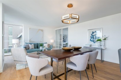Photo 7 at 605 - 1228 Marinaside Crescent, Yaletown, Vancouver West