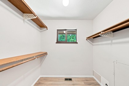 Photo 12 at 5519 Cliffridge Place, Canyon Heights NV, North Vancouver