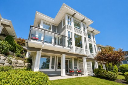 Photo 27 at 2462 Shadbolt Lane, Panorama Village, West Vancouver