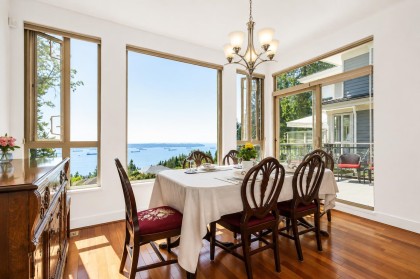 Photo 11 at 2462 Shadbolt Lane, Panorama Village, West Vancouver