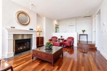 Photo 4 at 2462 Shadbolt Lane, Panorama Village, West Vancouver