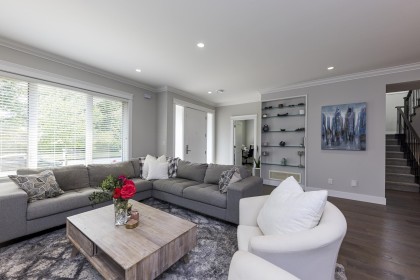 Photo 3 at 842 W 20th Street, Mosquito Creek, North Vancouver