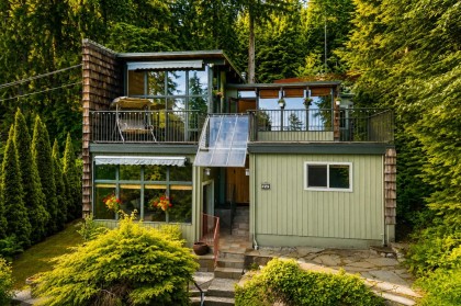 Photo 3 at 550 Ventura Crescent, Upper Delbrook, North Vancouver