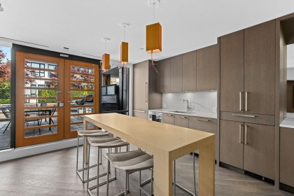 Photo 28 at 402 - 3220 Connaught Crescent, Edgemont, North Vancouver