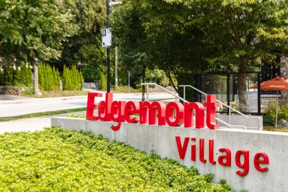 Photo 34 at 402 - 3220 Connaught Crescent, Edgemont, North Vancouver
