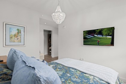 Photo 14 at 402 - 3220 Connaught Crescent, Edgemont, North Vancouver