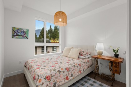 Photo 18 at 402 - 3220 Connaught Crescent, Edgemont, North Vancouver