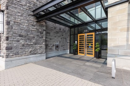 Photo 37 at 402 - 3220 Connaught Crescent, Edgemont, North Vancouver