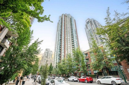 Photo 16 at 304 - 939 Homer Street, Yaletown, Vancouver West